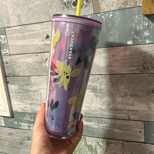 Starbucks 2023 Winter Magnolia Flower Mesh Purple Lavender 24oz Venti Tumbler